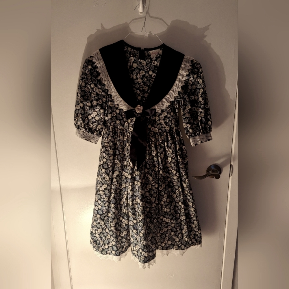 Dress - Girls Size 8